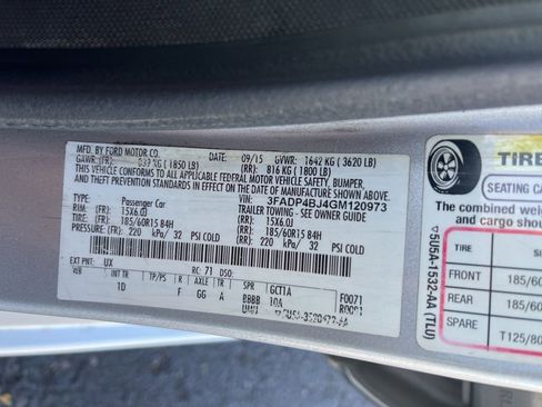 Used 2016 Ford Fiesta SE image 9