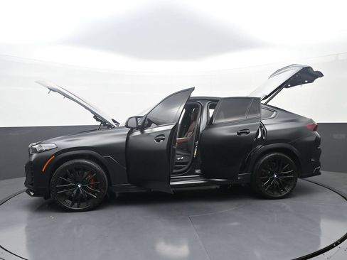 Used 2024 BMW X6 M60i w/ Climate Comfort Package AWD/4WD image 41