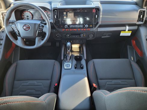 New 2026 Nissan Frontier PRO-4X w/ Pro-4x Convenience Package image 8