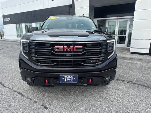 Certified 2024 GMC Sierra 1500 AT4 w/ Technology Package AWD/4WD image 2