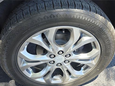 Used 2019 Buick Enclave Avenir w/ Trailering Package, 5000 lbs. AWD/4WD image 11
