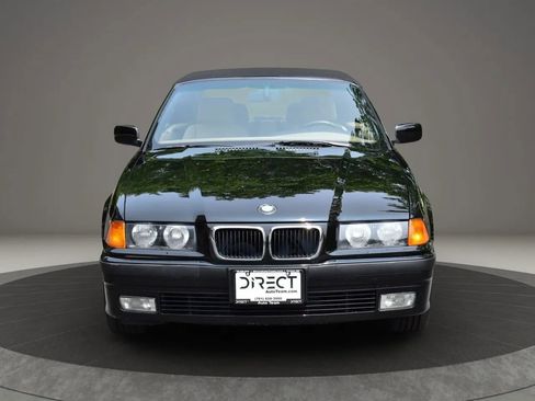 Used 1999 BMW 328i Convertible image 2