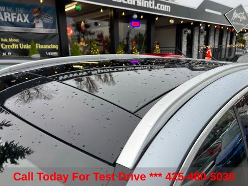 Used 2018 Mercedes-Benz GLC 300 4MATIC image 10