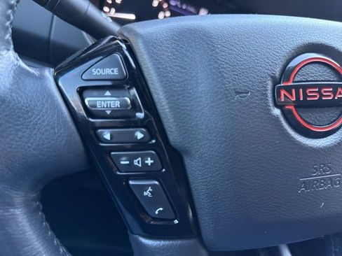 Used 2022 Nissan Frontier PRO-4X w/ Pro-4X Premium Package image 16