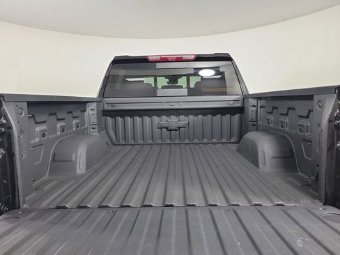 Used 2026 Chevrolet Silverado 1500 High Country AWD/4WD image 30