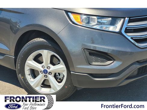 Used 2017 Ford Edge SE AWD/4WD image 6