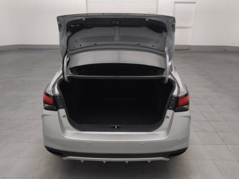 Used 2023 Nissan Versa S w/ Electronics Package FWD image 29