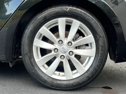 Used 2015 Kia Forte LX w/ Popular Package FWD image 10