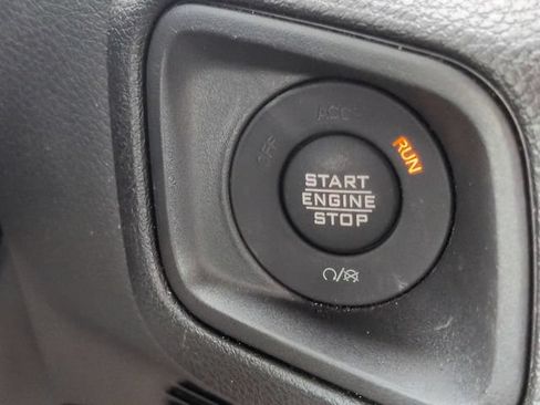 Used 2025 Jeep Wrangler Unlimited Sport AWD/4WD image 27