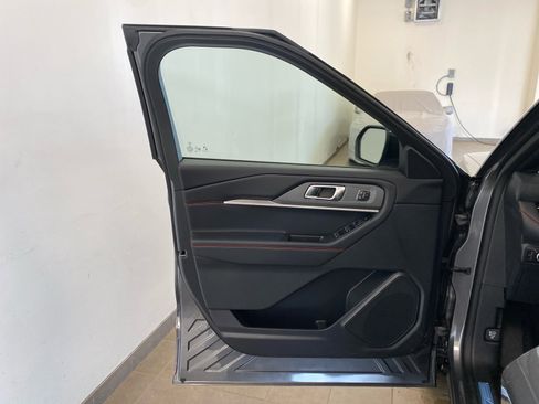 New 2026 Ford Explorer ST-Line w/ ST-Line Street Pack AWD/4WD image 45