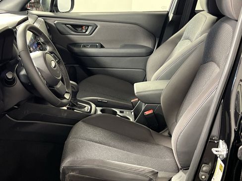 Used 2025 Subaru Forester Premium w/ Convenience Package #1 AWD/4WD image 14