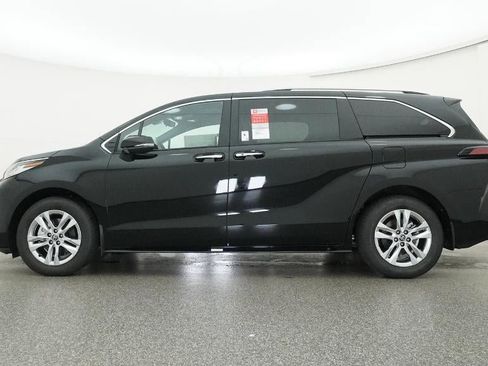 New 2026 Toyota Sienna Limited image 53