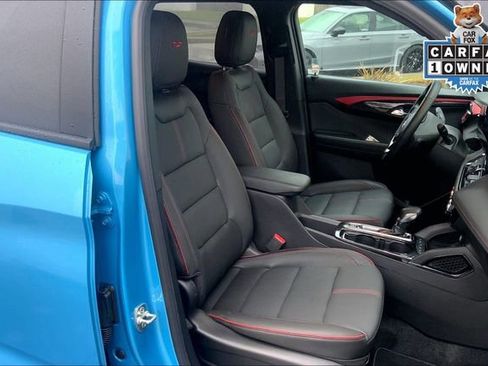 Used 2025 Chevrolet TrailBlazer RS w/ Driver Confidence Package image 7