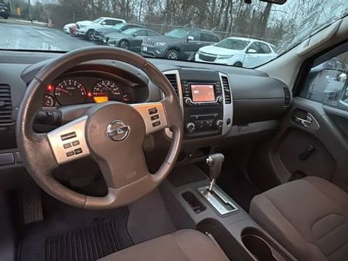 Used 2018 Nissan Frontier S image 7