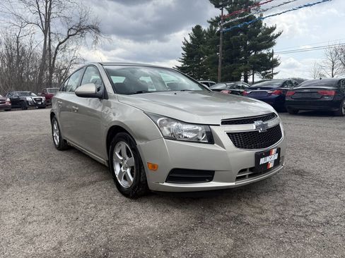 Used 2014 Chevrolet Cruze LT image 3