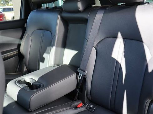 Used 2025 MAZDA CX-90 Plug-In Hybrid w/ Preferred image 17