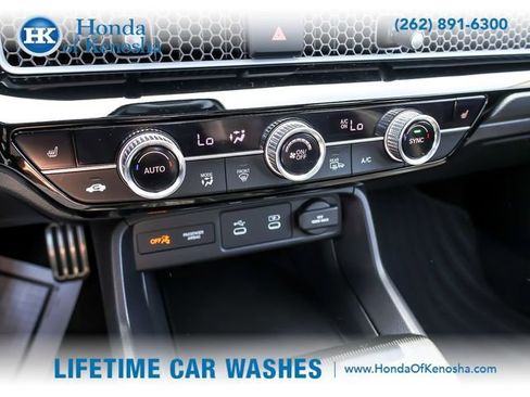 Certified 2025 Honda Civic Sport image 19