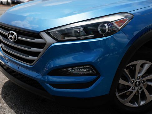 Used 2017 Hyundai Tucson SE w/ SE Popular Package 02 AWD/4WD image 27
