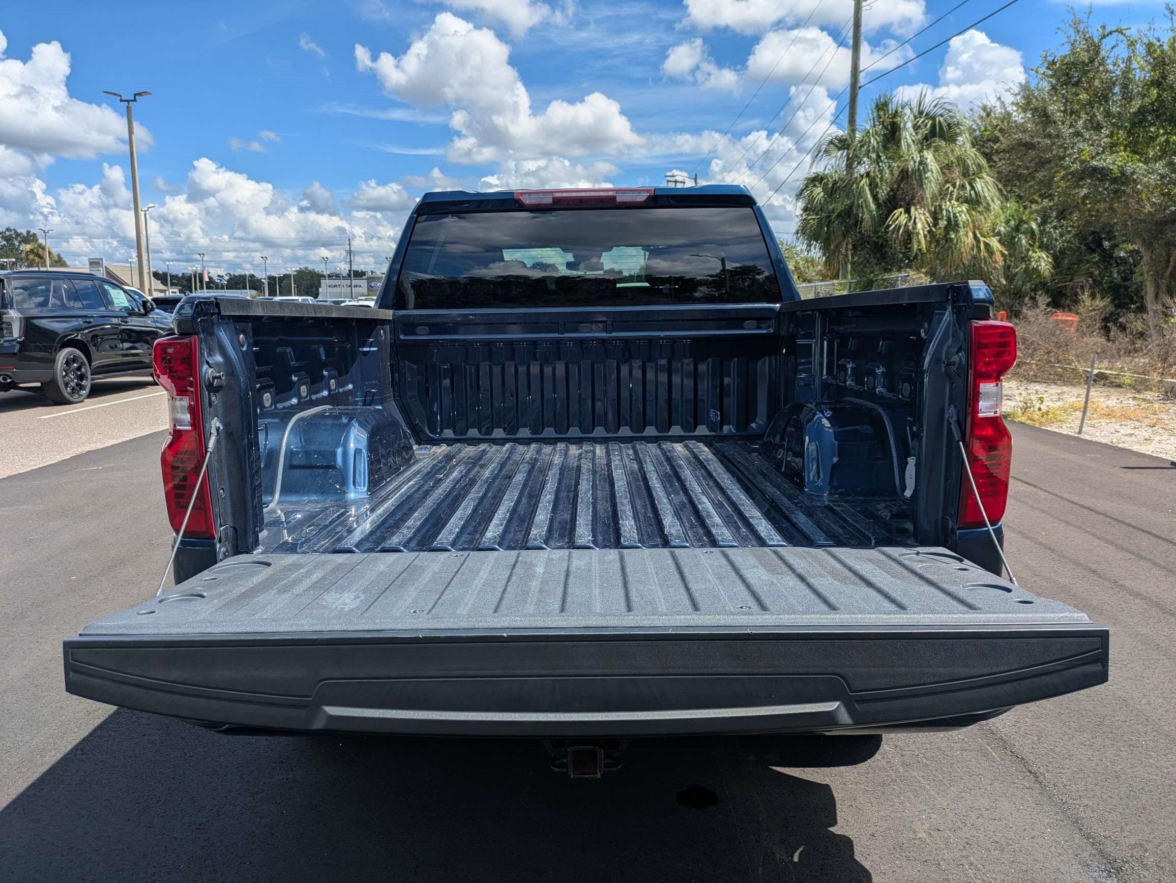 Used 2022 Chevrolet Silverado 1500 Custom RWD image 12