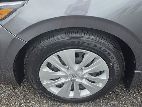 Used 2025 Nissan Sentra S FWD image 35
