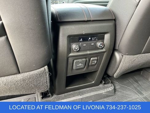 Certified 2023 Chevrolet Traverse RS w/ LPO, Floor Liner Package AWD/4WD image 22