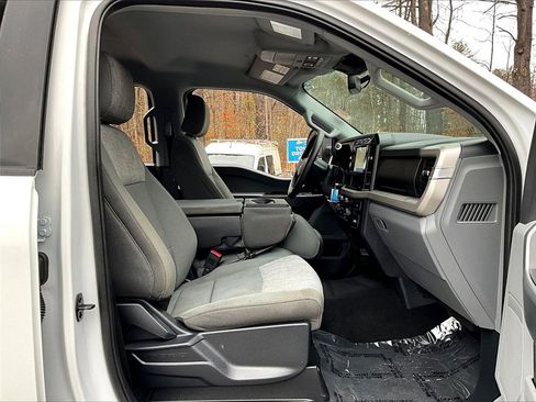 Used 2023 Ford F350 XLT w/ FX4 Off-Road Package image 14