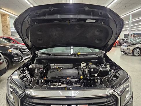 Used 2022 GMC Terrain SLE image 38