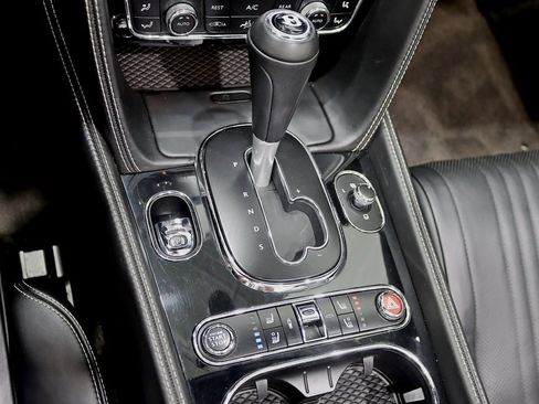Used 2016 Bentley Continental GT image 22