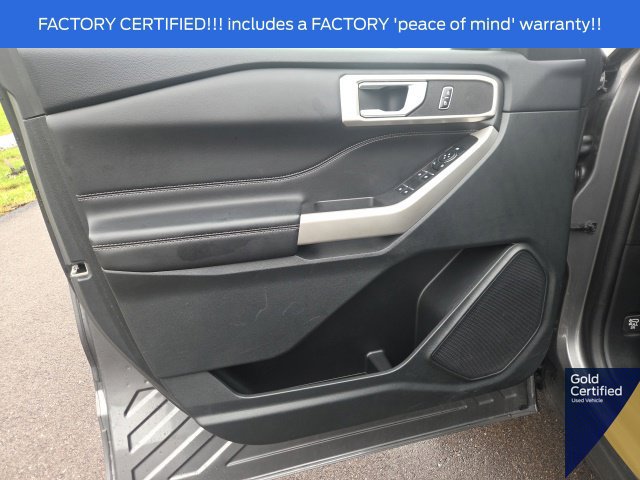 Used 2023 Ford Explorer XLT w/ Equipment Group 202A AWD/4WD image 27