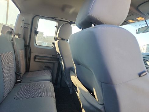 Used 2016 Ford F350 XLT image 27