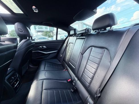 Used 2022 BMW 330i xDrive Sedan w/ M Sport Package AWD/4WD image 19