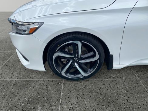 Used 2022 Honda Accord Sport image 14