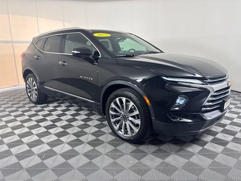 Used 2023 Chevrolet Blazer Premier w/ Driver Confidence II Package AWD/4WD image 32