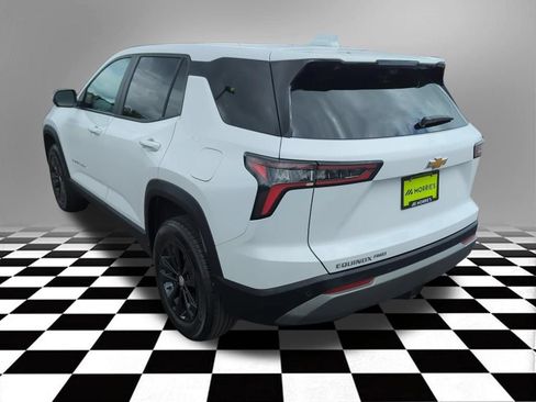 Used 2025 Chevrolet Equinox LT w/ Safety and Technology Package AWD/4WD image 5