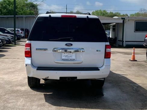 Used 2014 Ford Expedition Limited RWD image 6