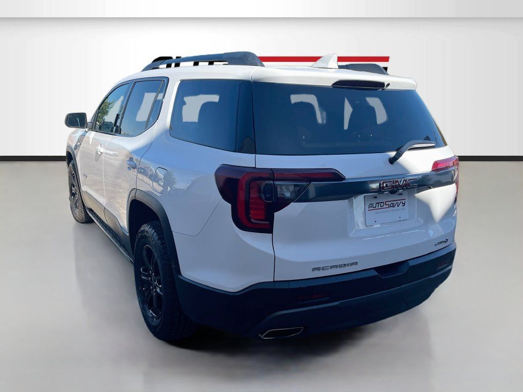 Used 2023 GMC Acadia AT4 w/ Technology Package AWD/4WD image 5