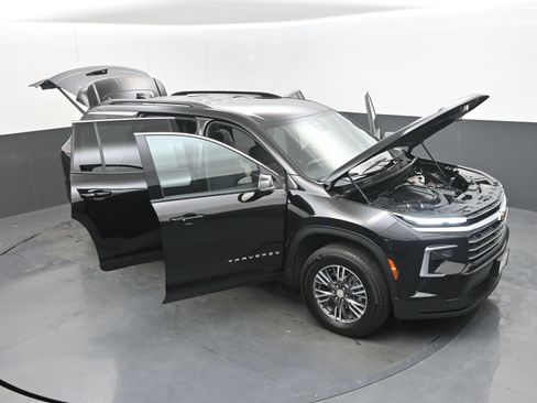 Certified 2026 Chevrolet Traverse LT FWD image 50