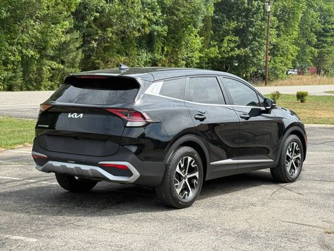 Used 2023 Kia Sportage EX FWD image 4