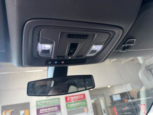 Used 2021 GMC Sierra 1500 Elevation w/ Preferred Package image 21