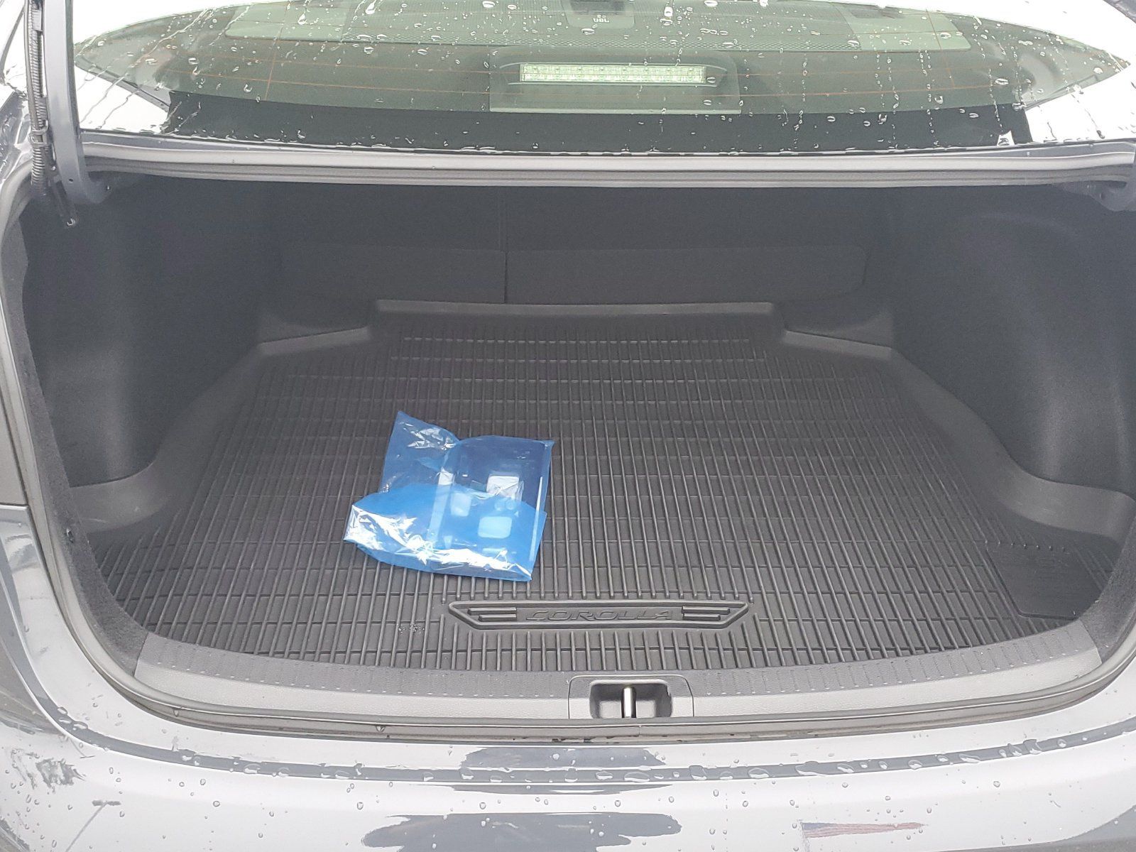 Certified 2026 Toyota Corolla XLE FWD image 9