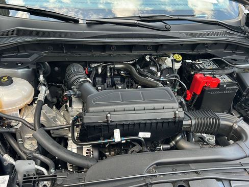 Certified 2025 Ford Escape ST-Line w/ Tech Pack #1 FWD image 39