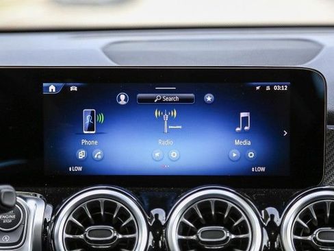 New 2025 Mercedes-Benz GLB 35 AMG 4MATIC image 14