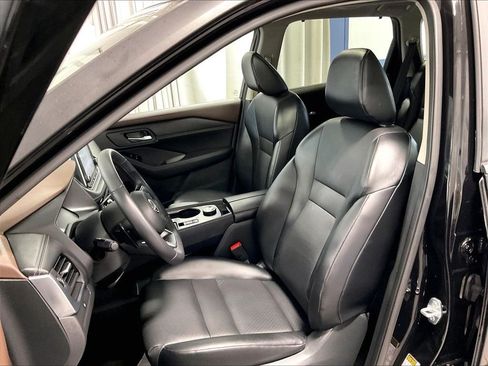 Used 2023 Nissan Rogue SV w/ SV Premium B Package AWD/4WD image 10