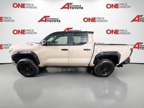 Certified 2025 Toyota Tacoma TRD Pro AWD/4WD image 5