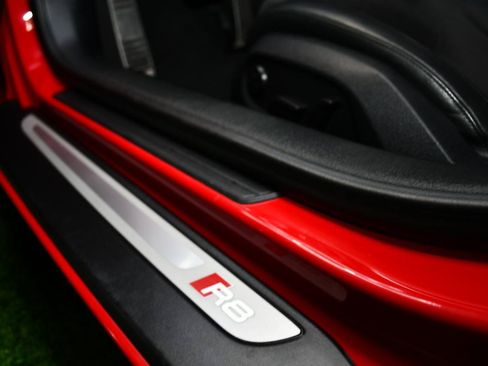 Used 2014 Audi R8 V8 w/ Convenience Package AWD/4WD image 27