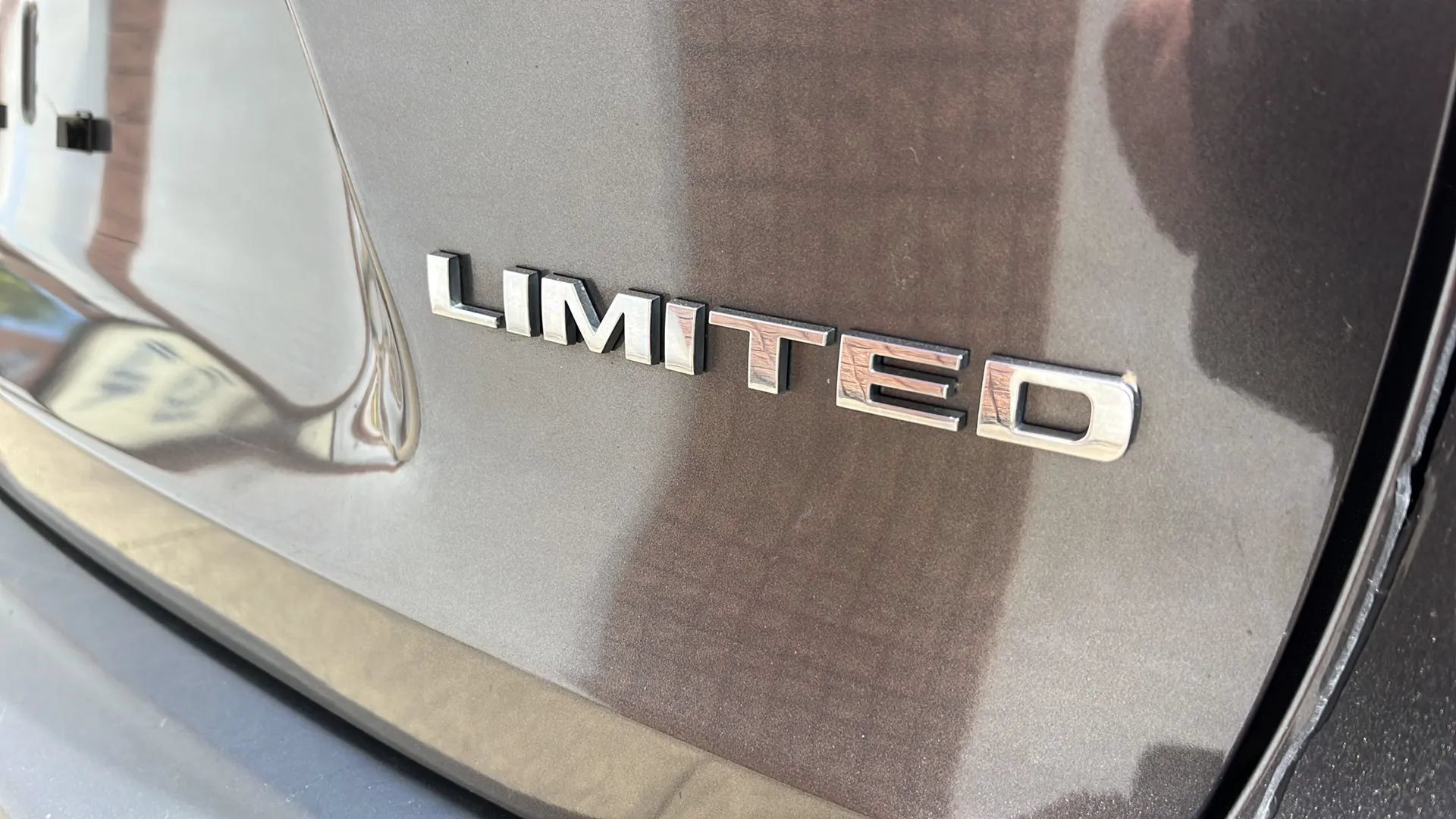 Used 2019 Jeep Cherokee Limited AWD/4WD image 14