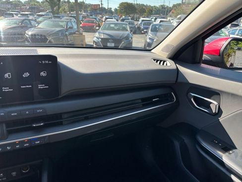 Used 2025 Kia K4 FWD image 31