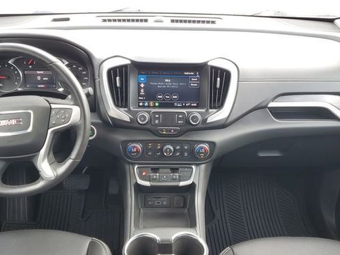 Certified 2022 GMC Terrain SLT image 27