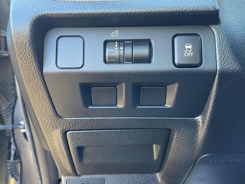 Used 2012 Subaru Impreza 2.0i image 21