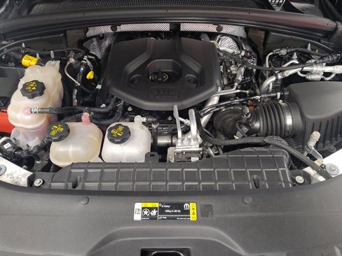 Used 2022 Jeep Grand Cherokee Limited 4xe image 30